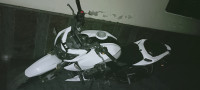 White TVS Apache RTR 200 4V
