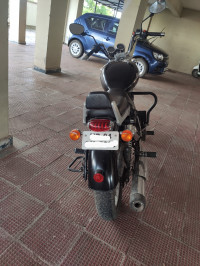 Black Royal Enfield Thunderbird 350