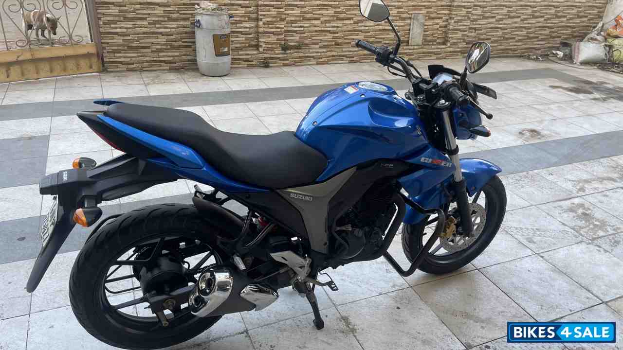 Suzuki Gixxer 150