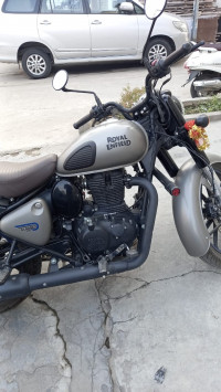 Dark Gunmetal Grey Royal Enfield Classic 350 Dual Channel BS6