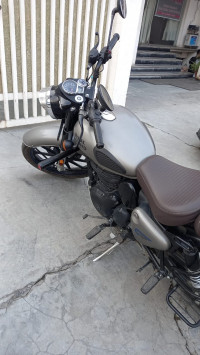 Dark Gunmetal Grey Royal Enfield Classic 350 Dual Channel BS6