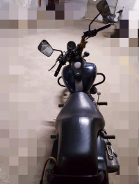 Blue Bajaj Avenger Street 150