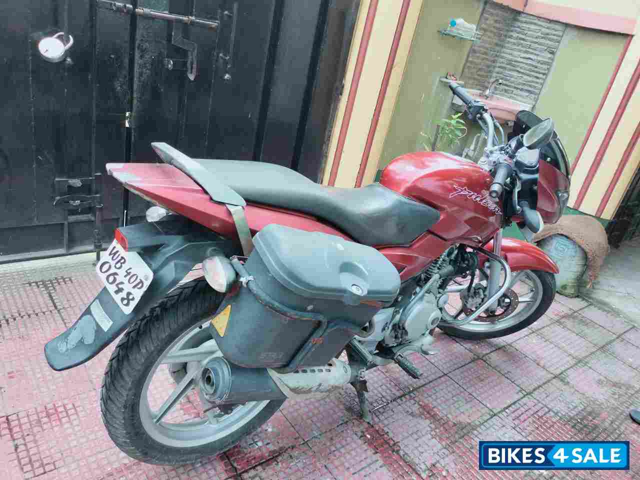 Red Bajaj Pulsar 150 DTSi