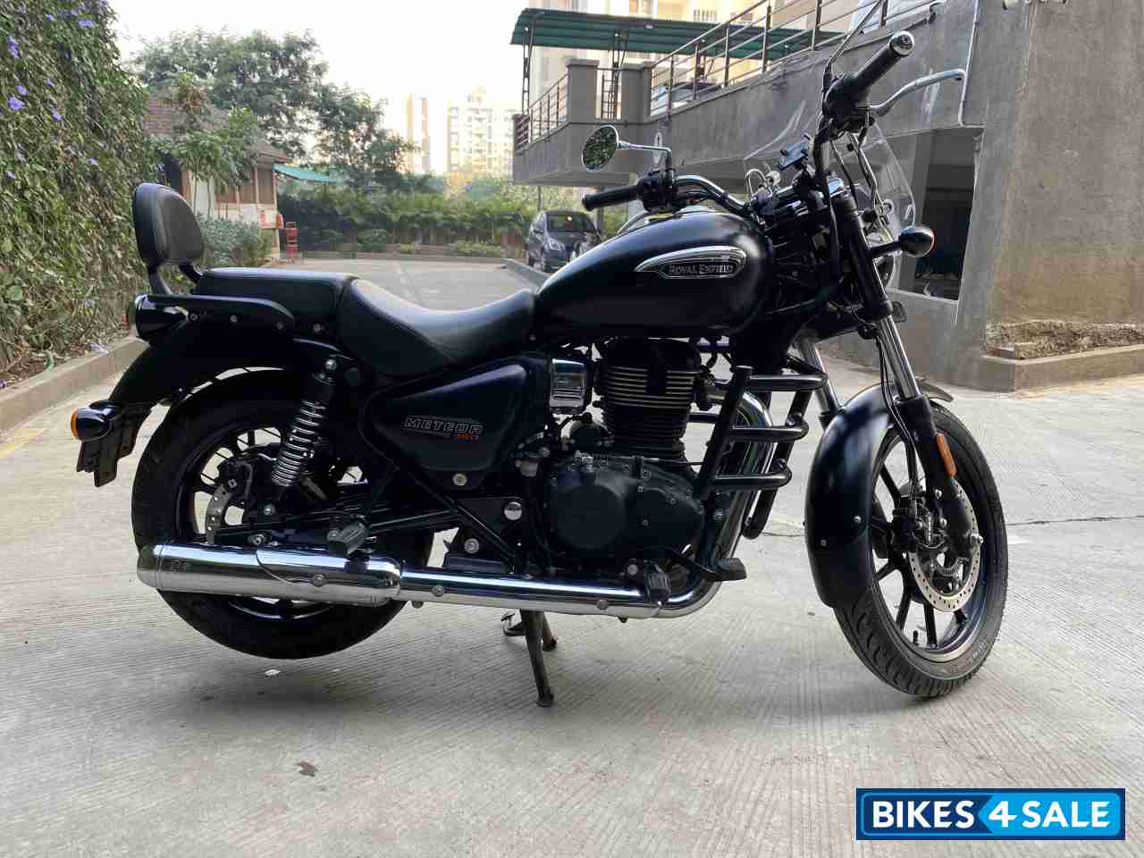 Royal Enfield Meteor 350 Stellar