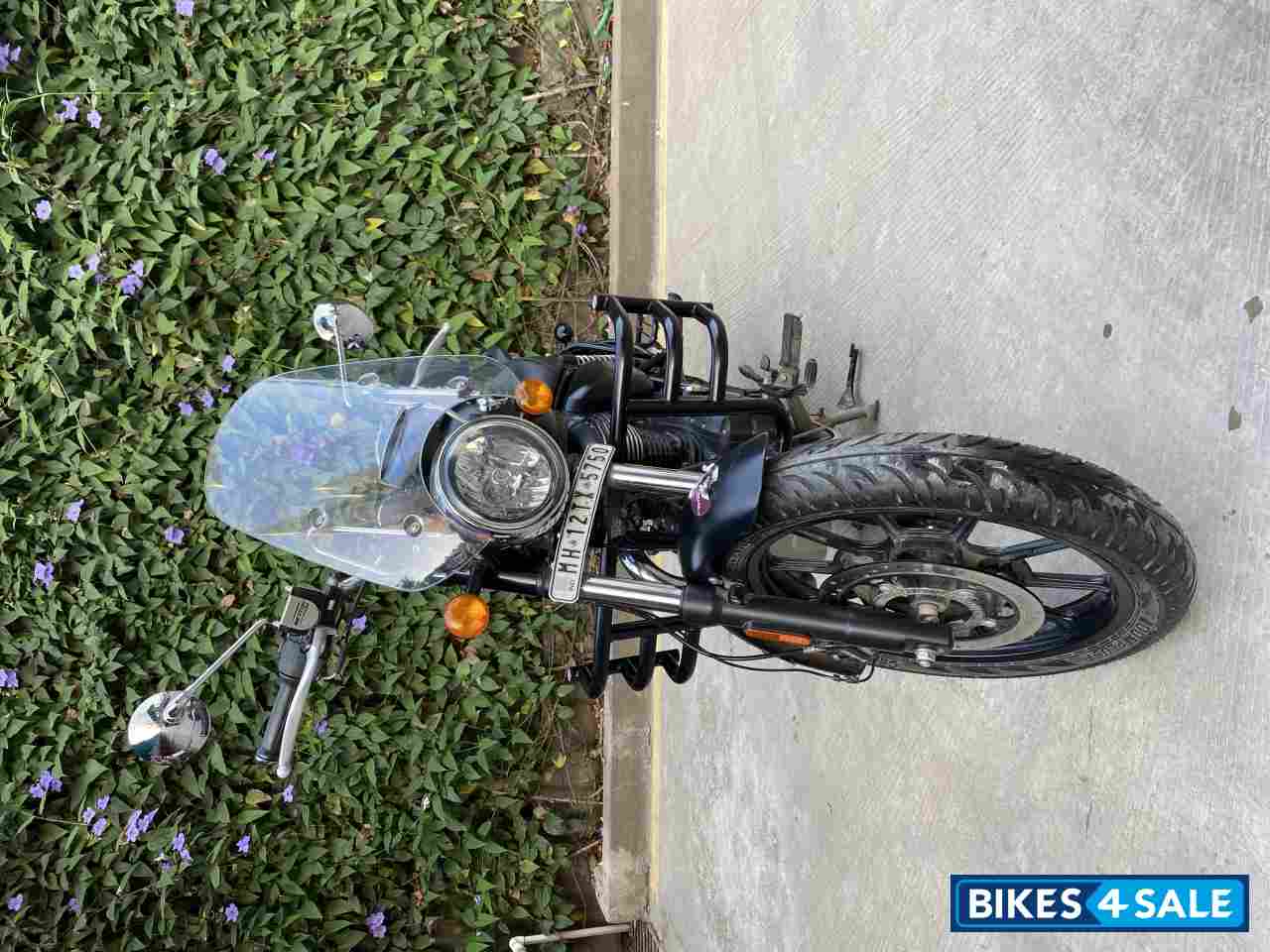 Royal Enfield Meteor 350 Stellar