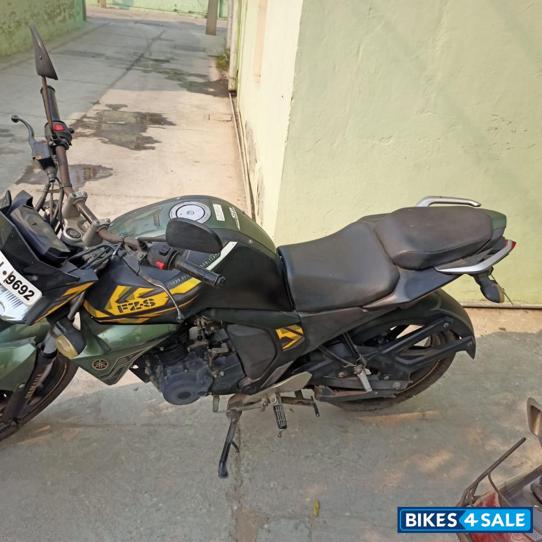 Yamaha FZ-S FI V2