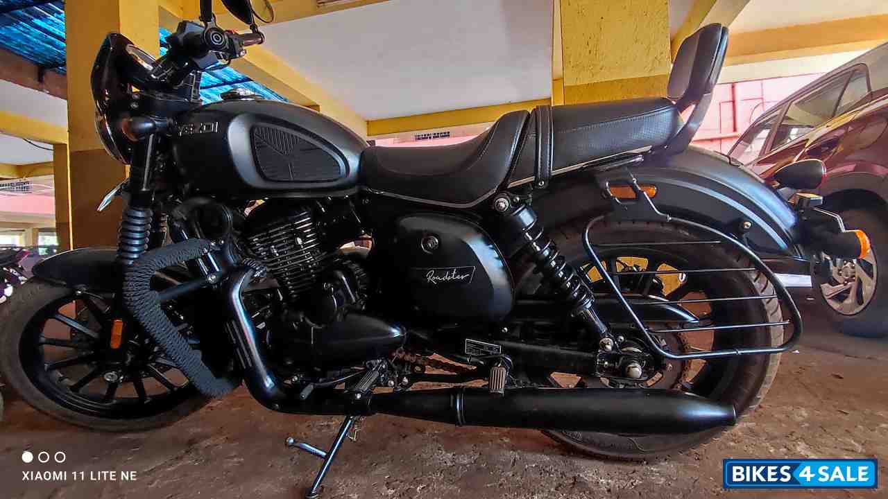 Black Jawa  Road stat