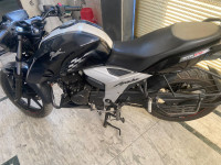 TVS Apache RTR 160 4V