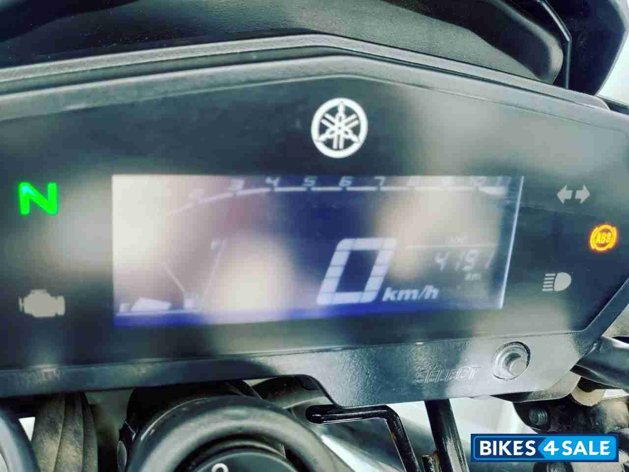 Grey Yamaha FZS 25 BS6