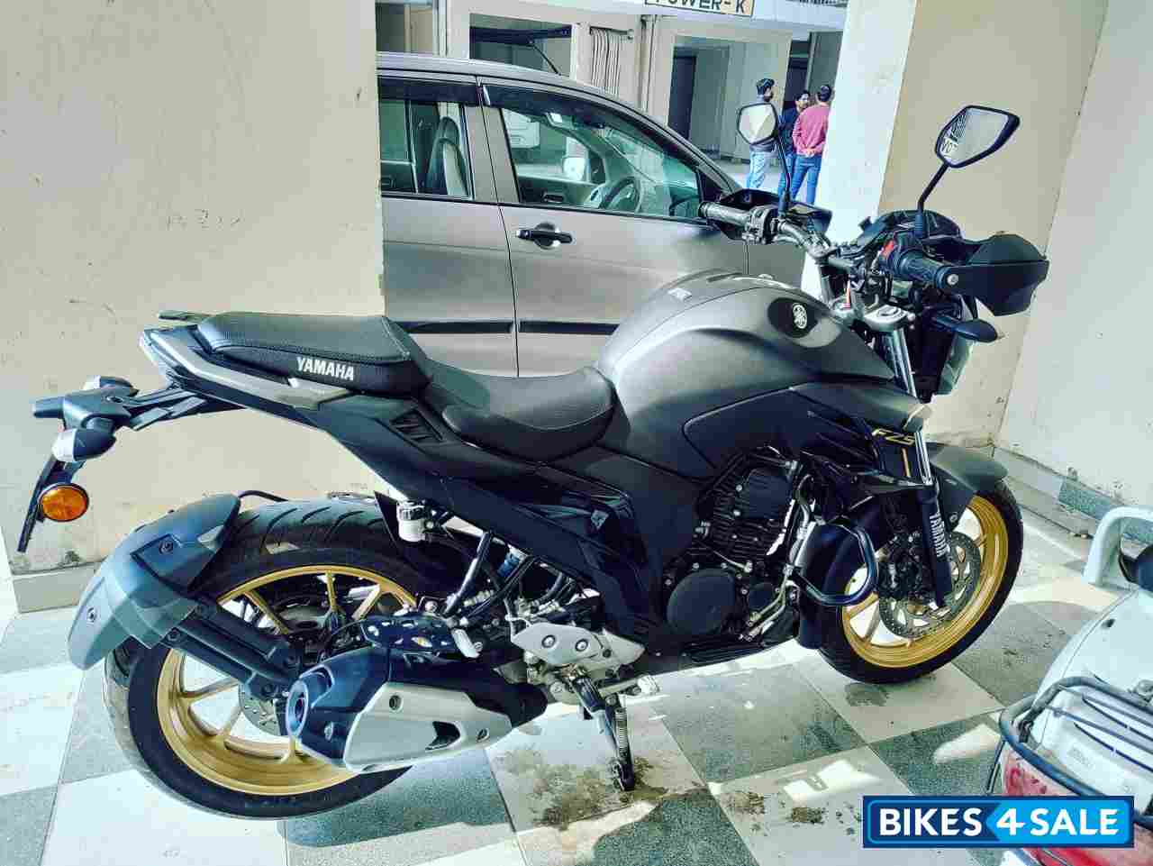 Grey Yamaha FZS 25 BS6