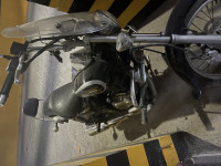 Bajaj Avenger
