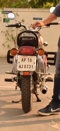 Red Royal Enfield Bullet Electra 5S