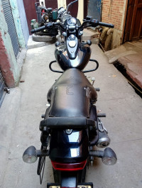 Black Bajaj Avenger Street 160 BS6