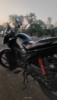Black Honda Livo