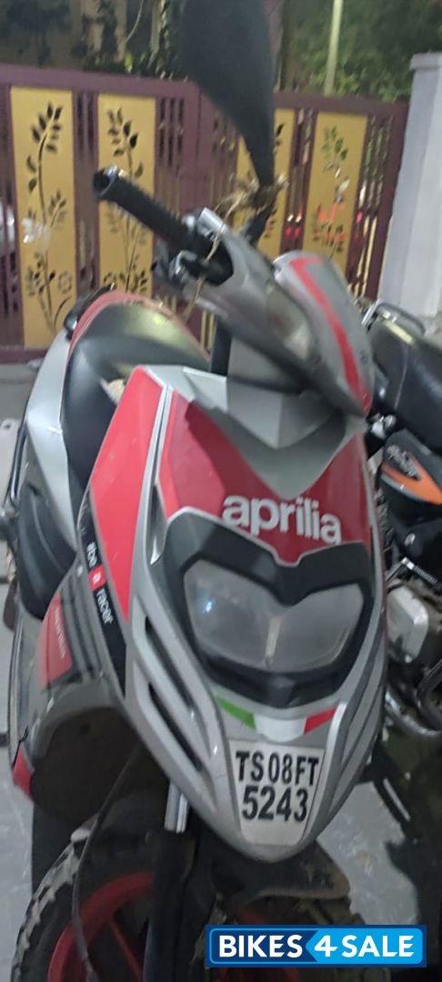 Aprilia SR 150 Race