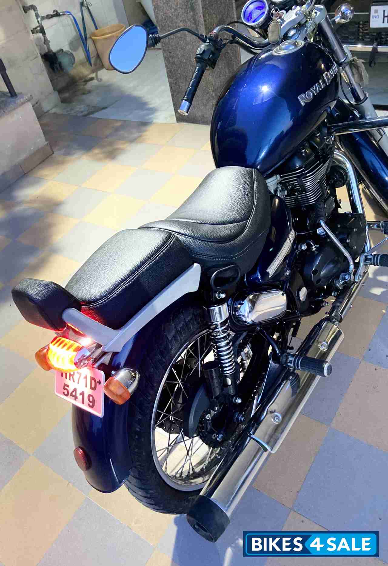 Marine Royal Enfield Thunderbird 350