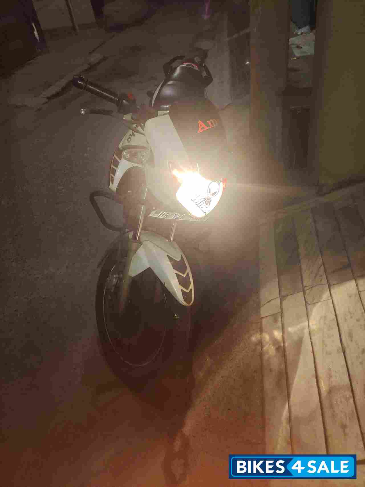 TVS Apache RTR 180 ABS