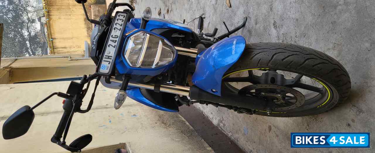 Suzuki Gixxer ABS