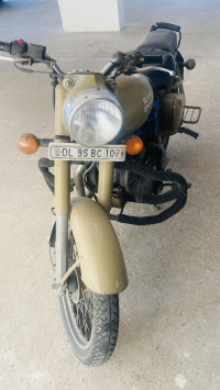 Royal Enfield Classic Desert Storm