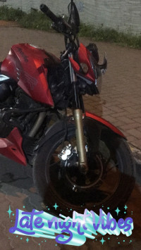Red TVS Apache RTR 200 4V