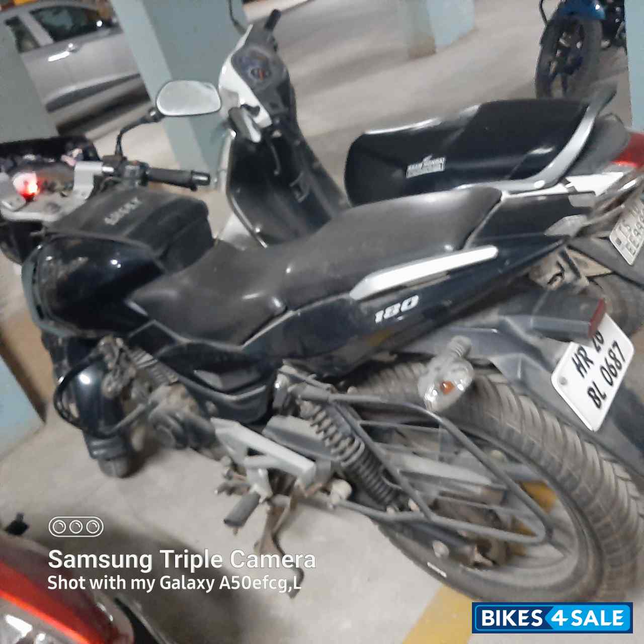 Black Bajaj Pulsar 180