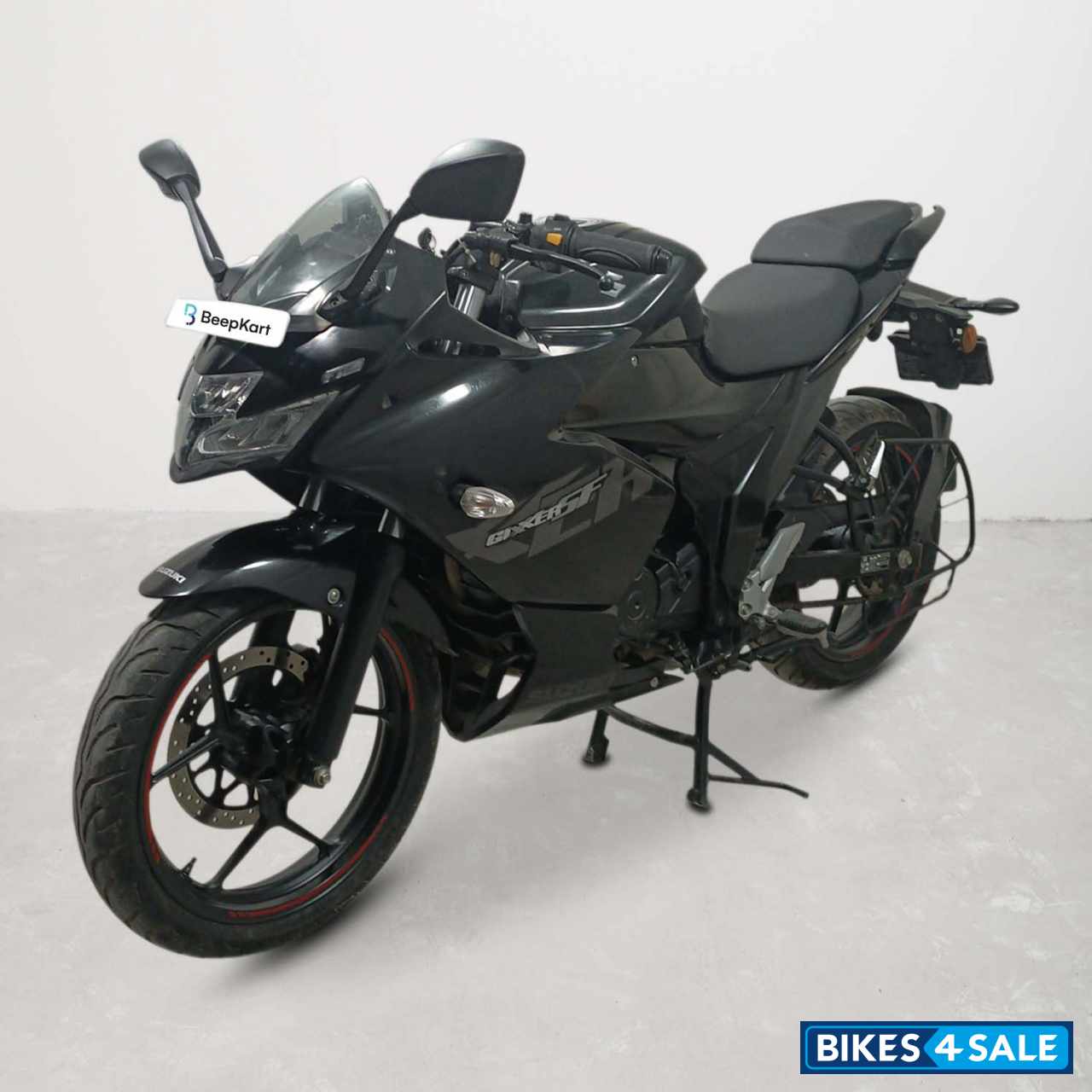 Suzuki Gixxer SF