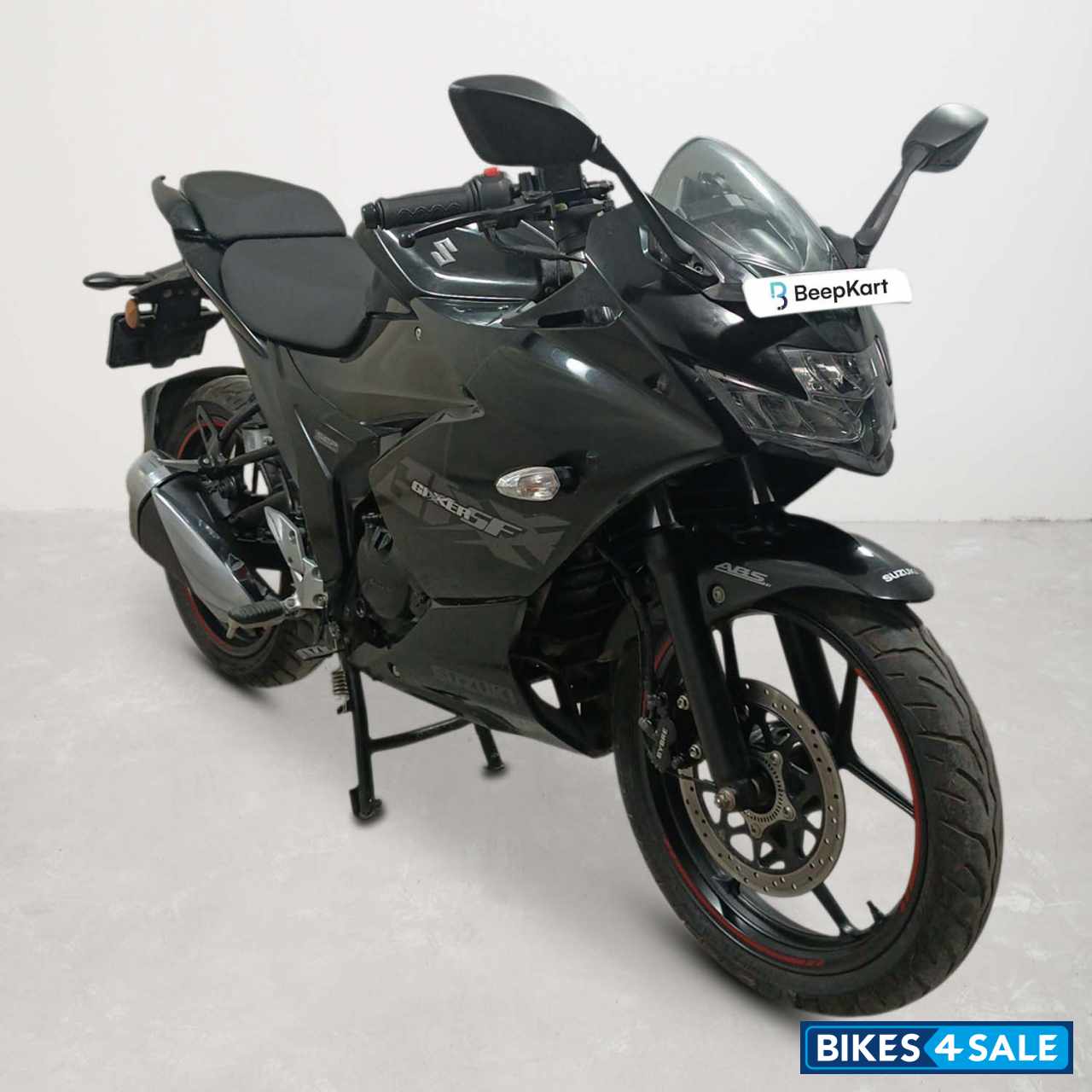 Suzuki Gixxer SF