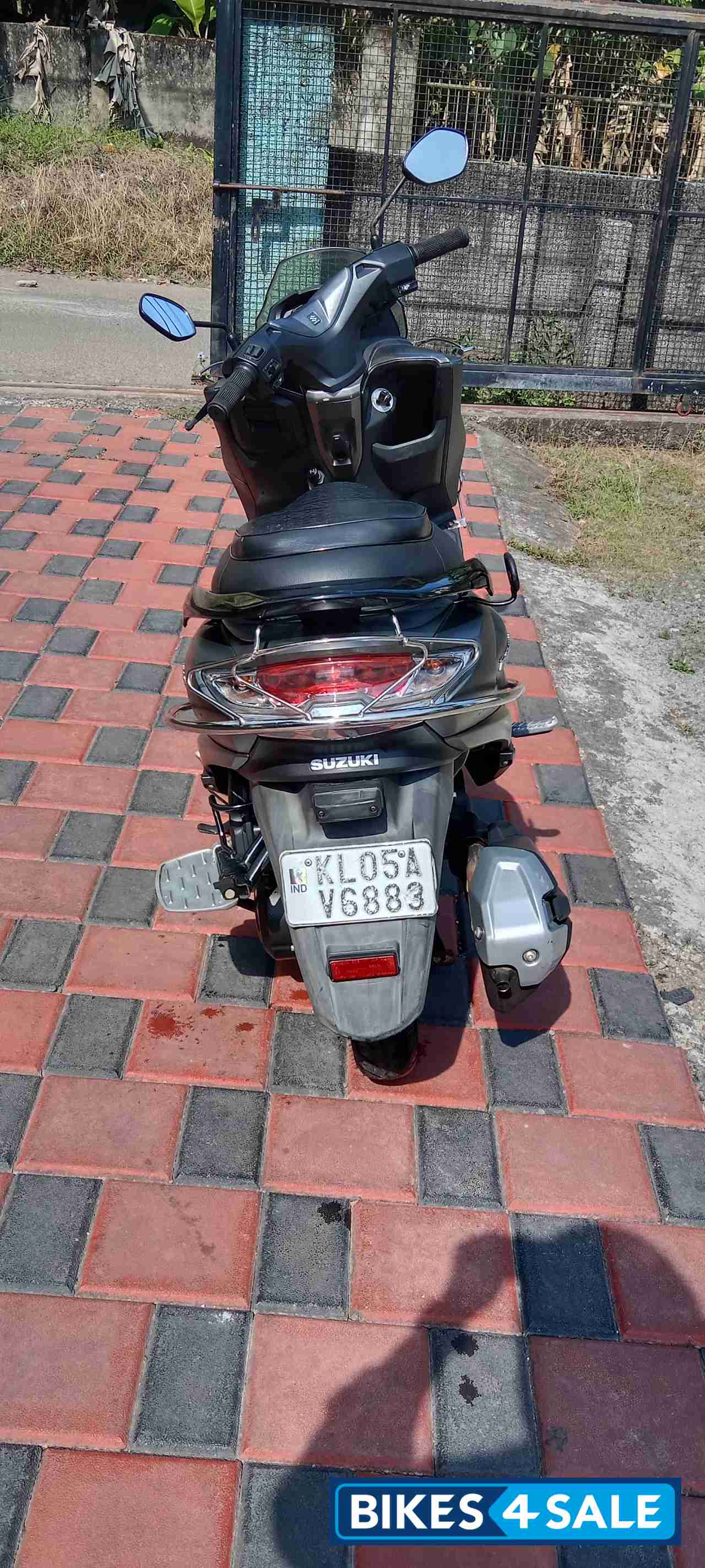 Grey Suzuki Burgman Street