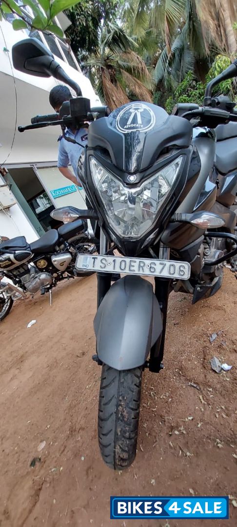 Bajaj Pulsar 200 NS ABS