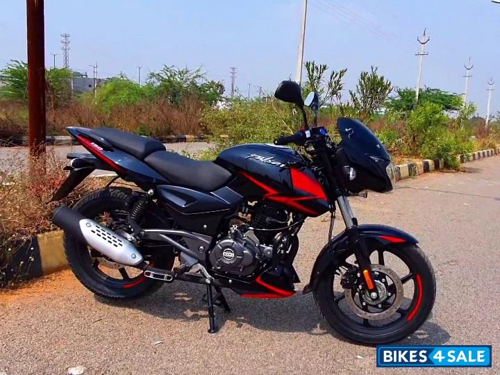 Ebony Red Black Bajaj Pulsar 150 Twin Disc BS6