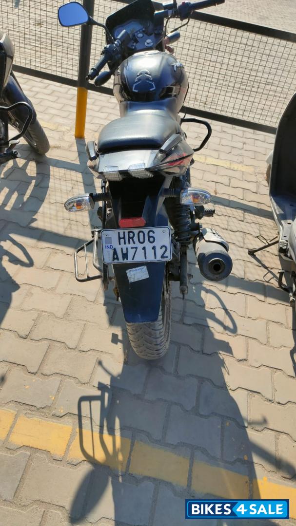 Ebony Red Black Bajaj Pulsar 150 Twin Disc BS6