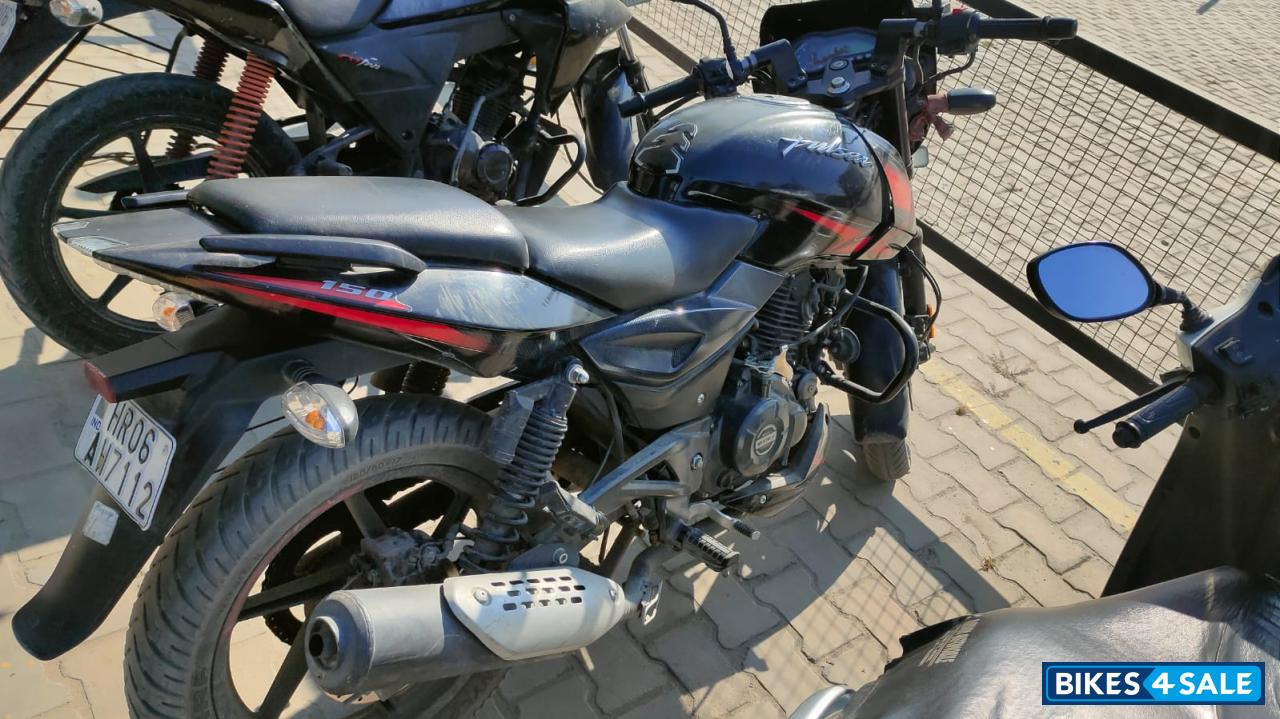Ebony Red Black Bajaj Pulsar 150 Twin Disc BS6
