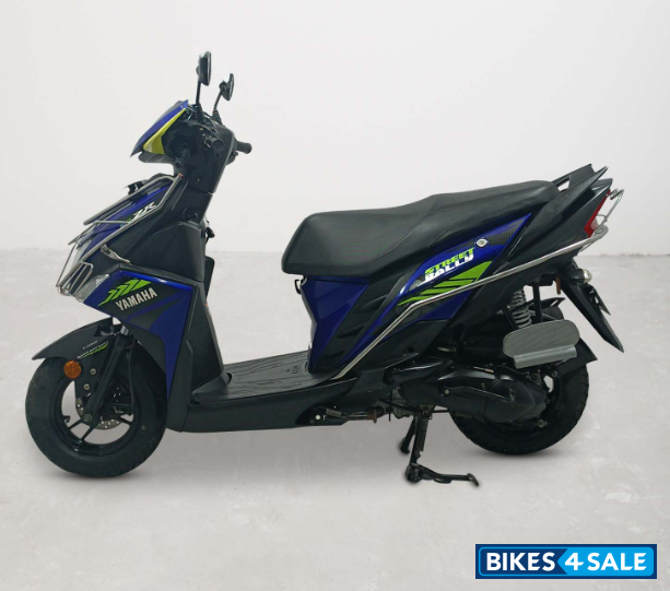 Yamaha Cygnus Ray ZR Street Rally