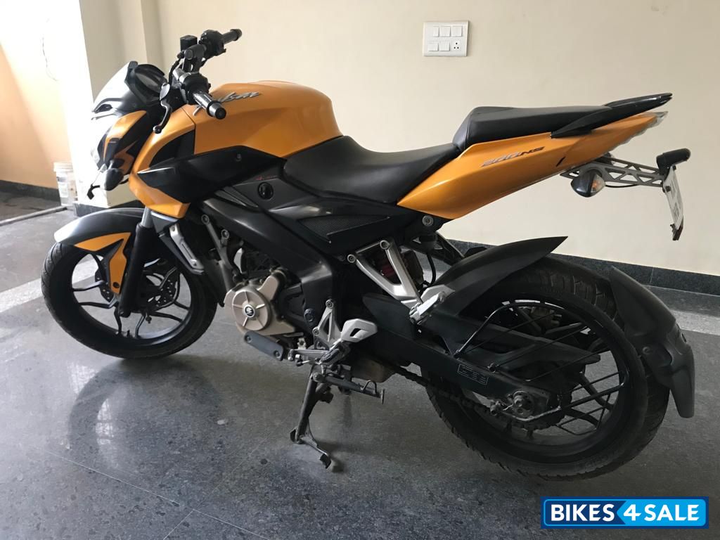 Yellow Bajaj Pulsar 200 NS