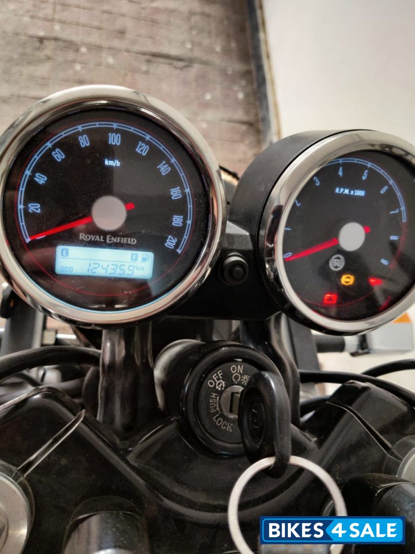 Ravish Red Royal Enfield Interceptor 650 Twin