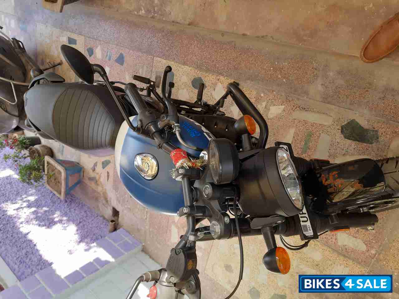 Royal Enfield Hunter 350 Metro