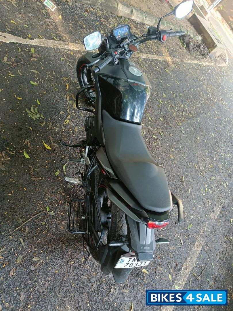 Stealth Black Hero Xtreme 160R Stealth Edition