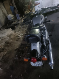 Gun Metal Grey Royal Enfield Classic Gunmetal Grey