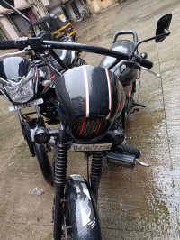Black Bajaj Avenger Street 220