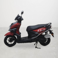 Yamaha Cygnus Ray ZR