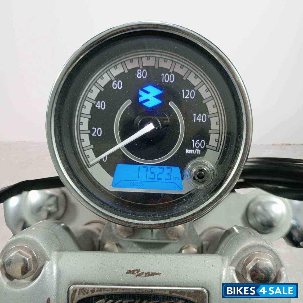 Bajaj Avenger Cruise 220