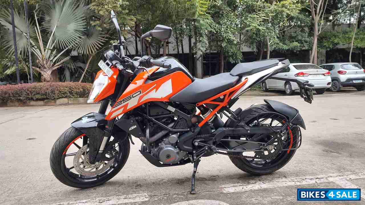 KTM Duke 250