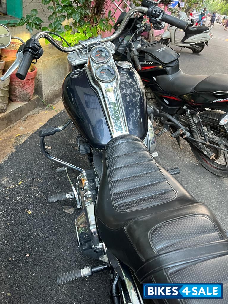 Midnight Blue Harley Davidson Low Rider