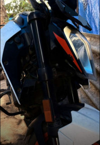 KTM Duke 200