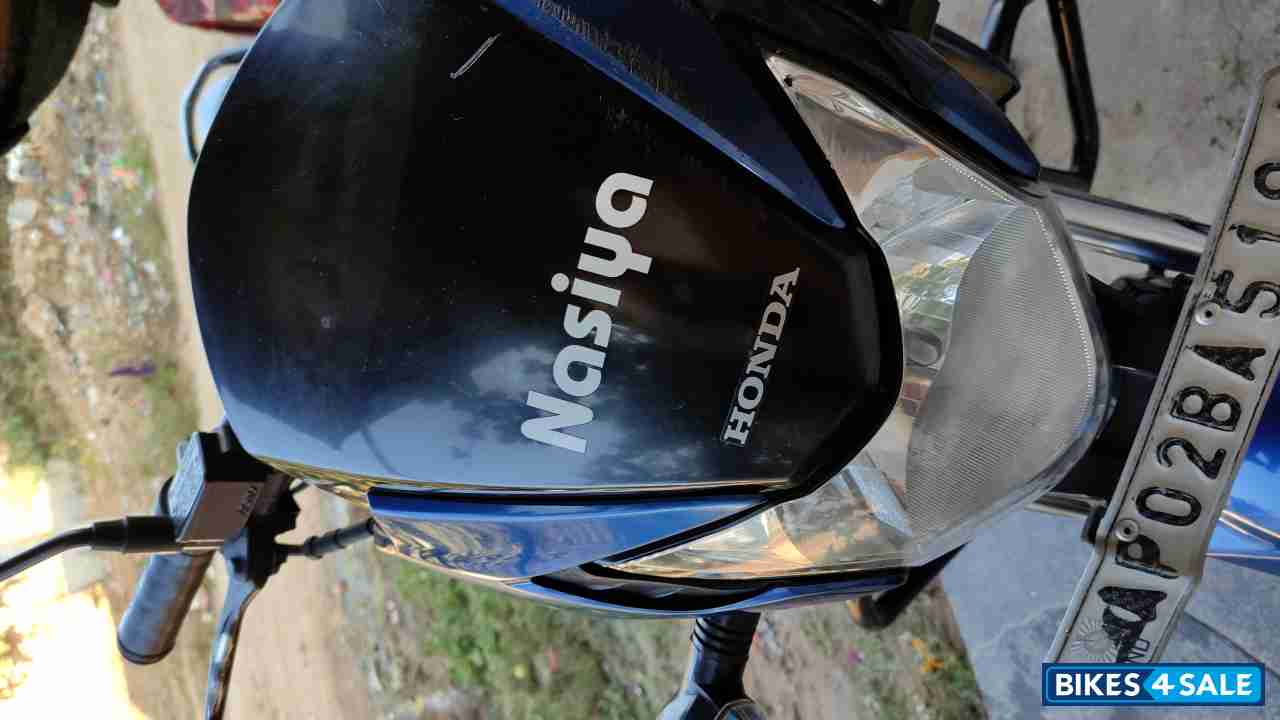 Blue Honda Livo 110 Blue Honda Livo 110