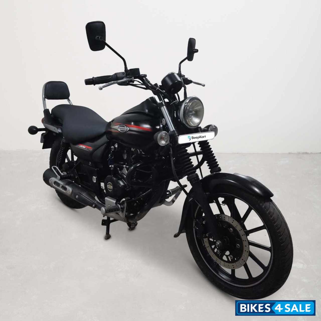 Bajaj Avenger Street 220