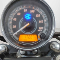 Bajaj Avenger Street 220