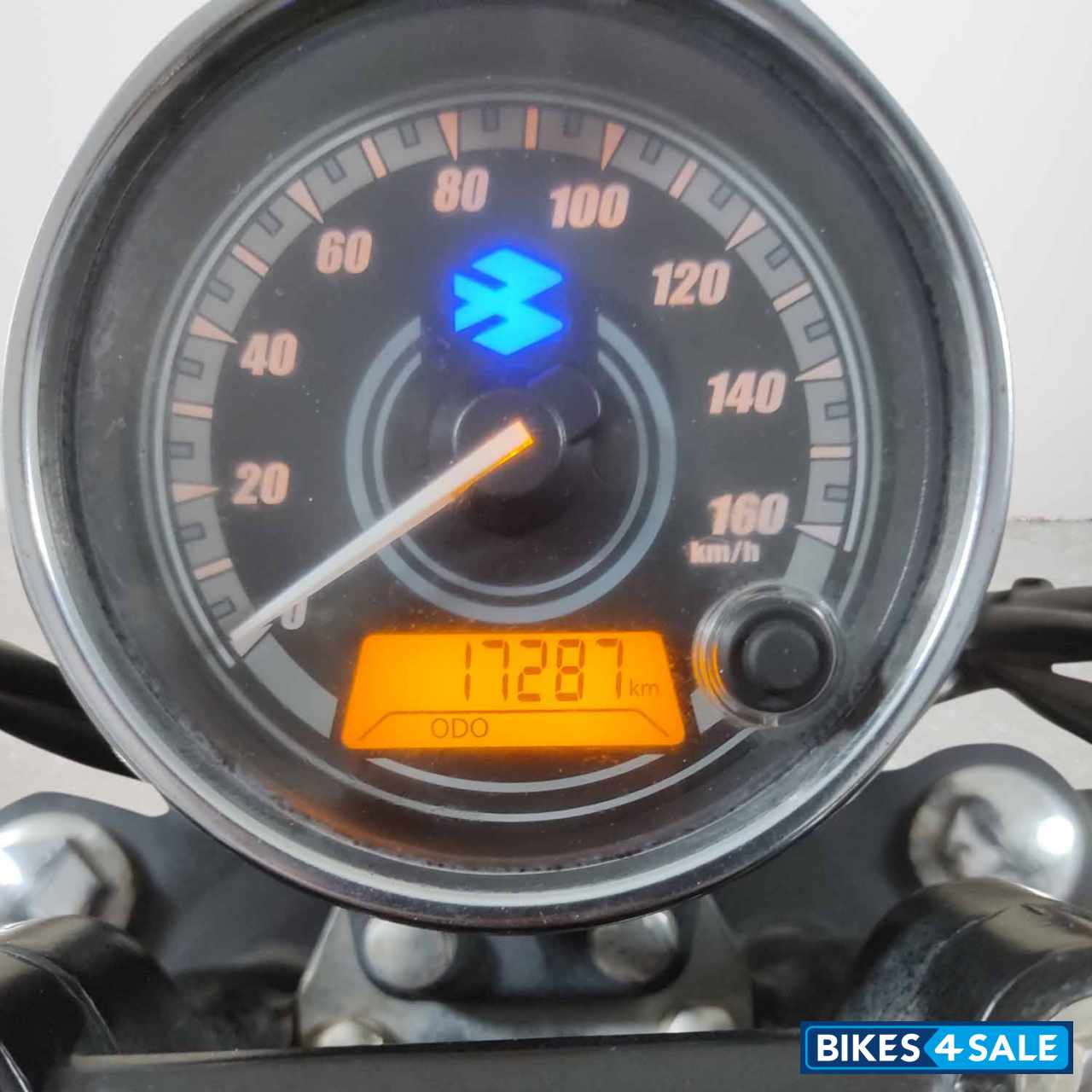 Bajaj Avenger Street 220