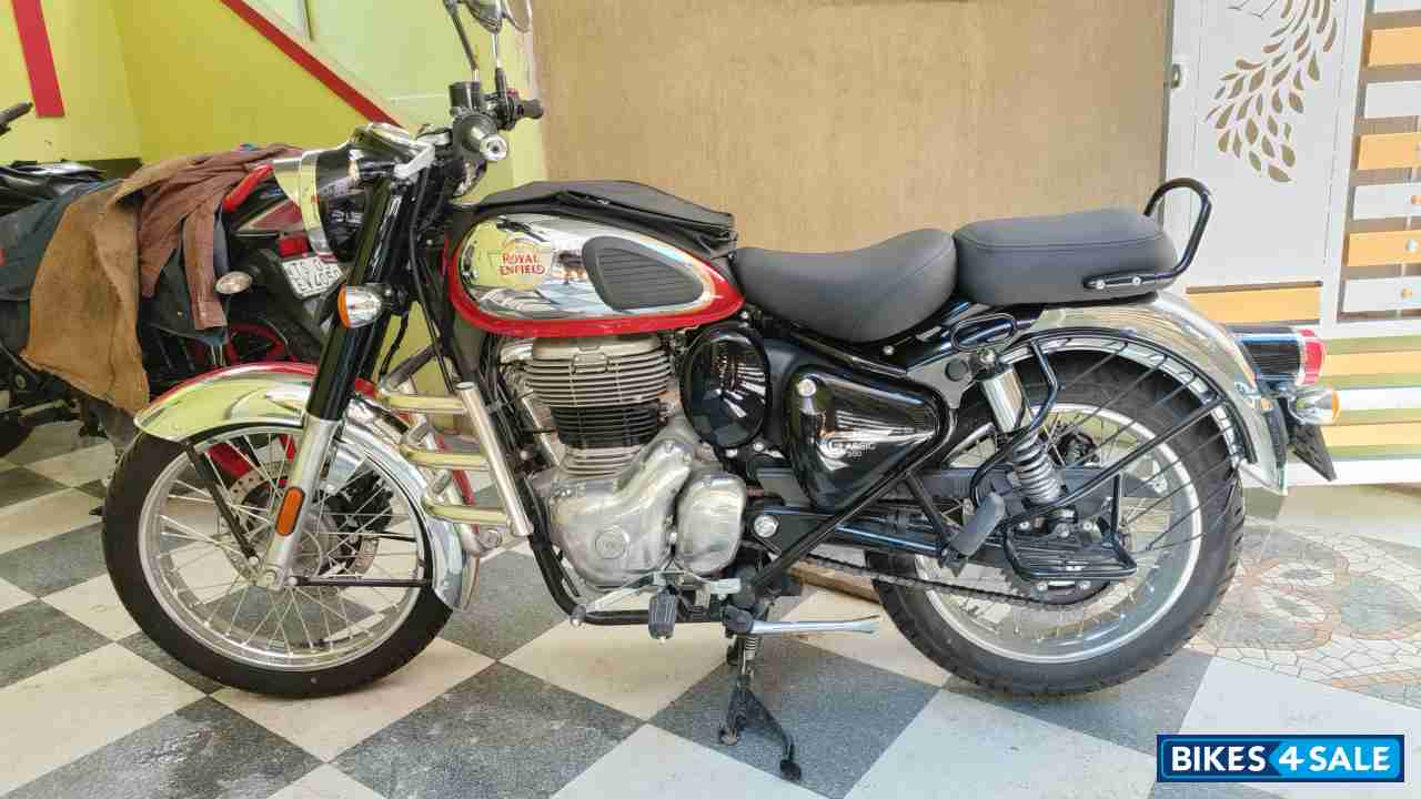 Chrome Red Royal Enfield Classic 350 BS VI Chrome Red Royal Enfield Classic 350 BS VI
