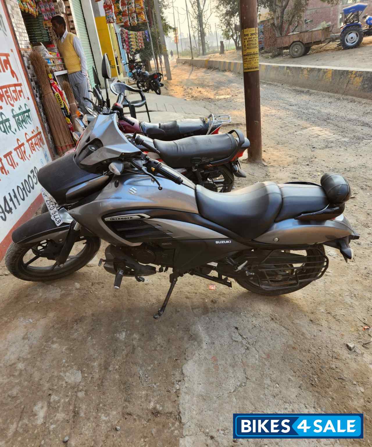 Suzuki Intruder 150